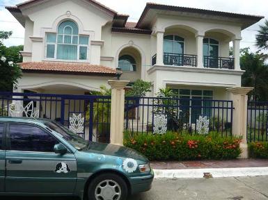 บ้านเดี่ยว 145 ตร.ว. หมู่บ้าน ปฐมพร(สี่แยกทศกัณฑ์) 12,000,000 บาท